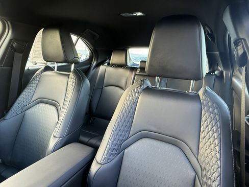 Certified 2022 Lexus UX 200 image 18