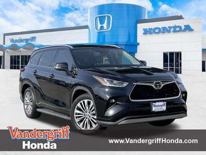 Used 2024 Toyota Highlander Platinum