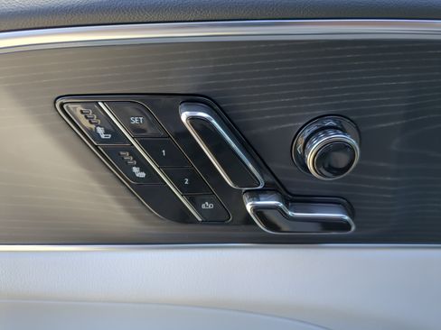 New 2026 Cadillac Lyriq Sport image 18