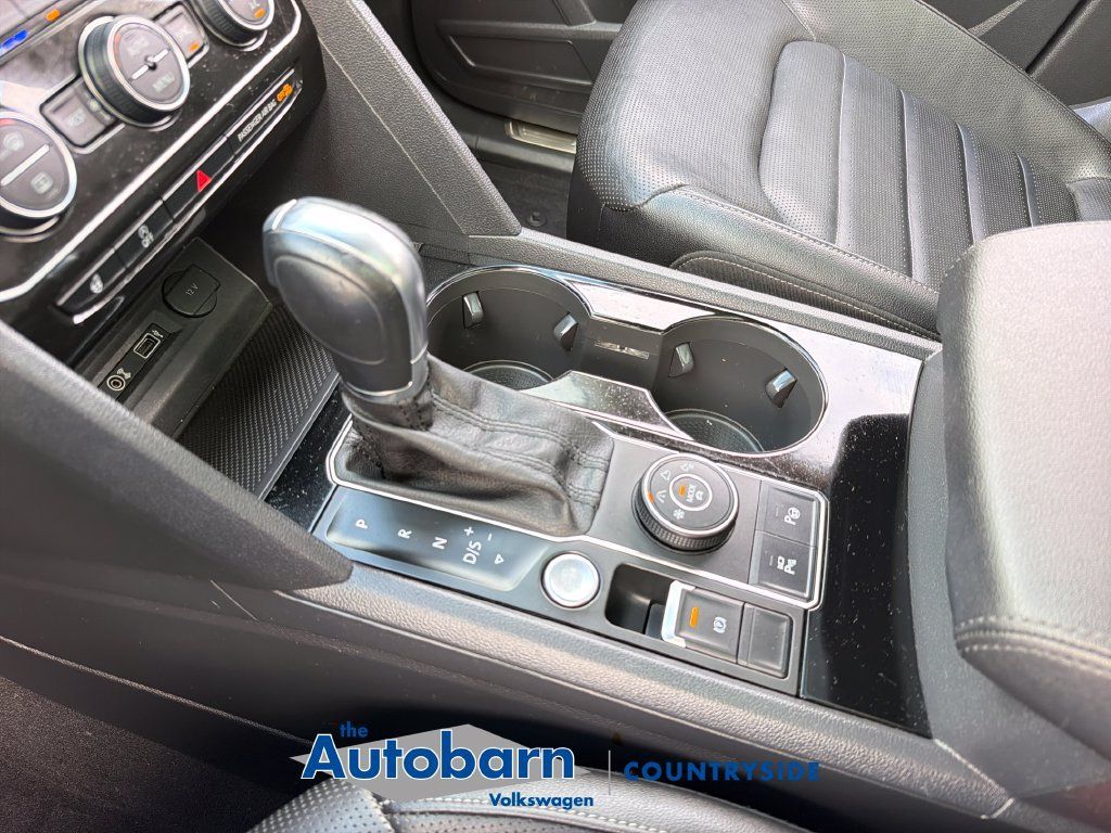 Used 2019 Volkswagen Atlas SEL Premium AWD/4WD image 19