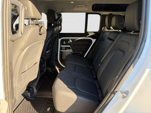 Certified 2023 Land Rover Defender 110 S AWD/4WD image 18