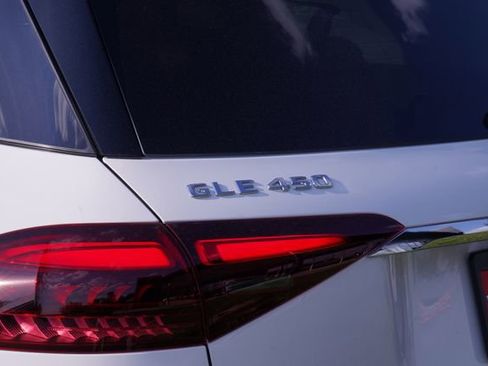 New 2026 Mercedes-Benz GLE 450 4MATIC image 10