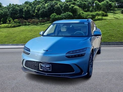 Used 2025 Genesis GV60 RWD image 3