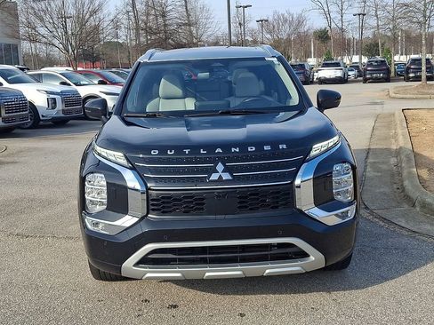 Used 2024 Mitsubishi Outlander SEL image 2