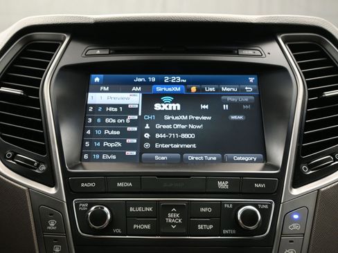 Used 2017 Hyundai Santa Fe Limited image 33