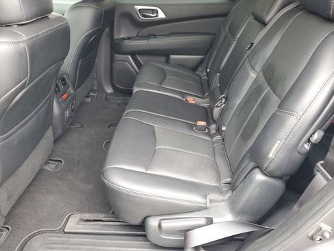 Used 2018 Nissan Pathfinder Platinum w/ Cargo Package AWD/4WD image 35