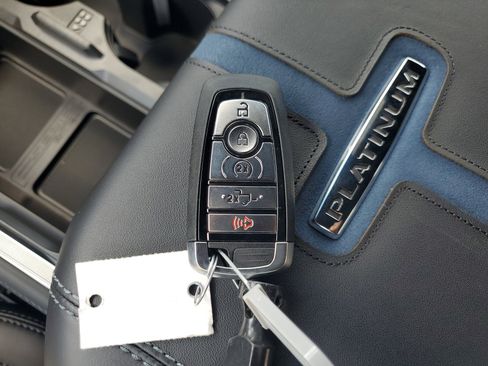 New 2026 Ford F250 Platinum image 22