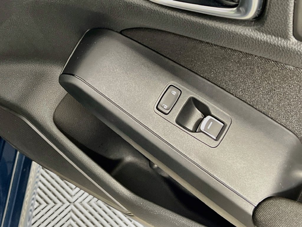 Used 2025 Honda Civic Sport image 29