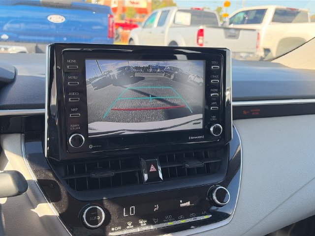 Used 2021 Toyota Corolla LE FWD image 19