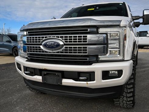 Used 2017 Ford F250 Platinum w/ Platinum Ultimate Package image 11