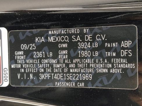 Used 2025 Kia K4 FWD image 33