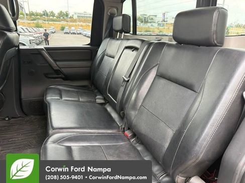 Used 2008 Nissan Titan LE AWD/4WD image 10