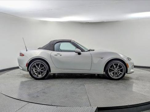 Used 2019 MAZDA MX-5 Miata Grand Touring w/ GT-S Package image 29