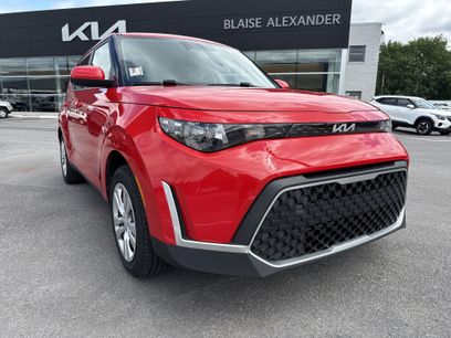 Used 2023 Kia Soul LX