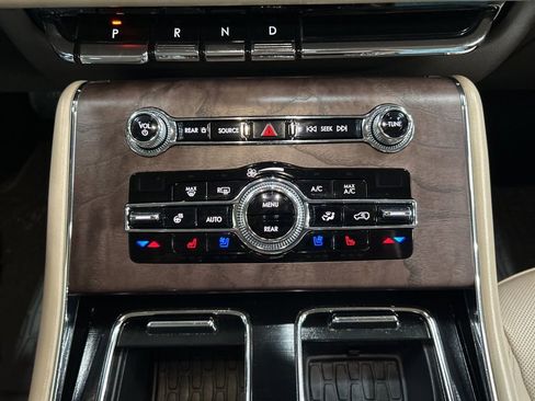 Certified 2020 Lincoln Aviator Reserve w/ Equipment Group 201A AWD/4WD image 21