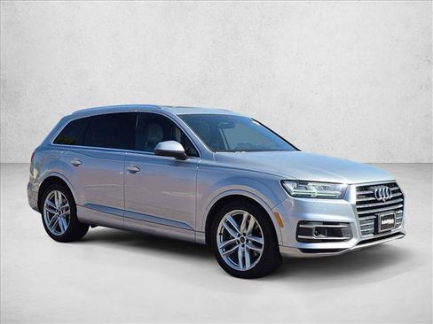 Used 2017 Audi Q7 3.0T Prestige AWD/4WD image 3