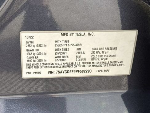 Used 2023 Tesla Model Y Performance AWD/4WD image 31