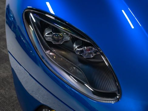 Used 2023 Aston Martin DBS Superleggera Volante RWD image 15