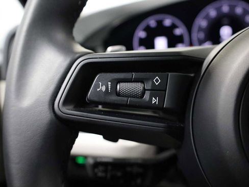 Certified 2025 Porsche Cayenne E-Hybrid image 27