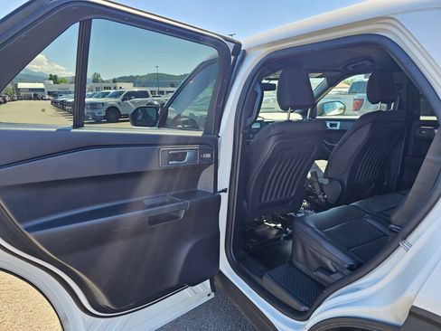 Used 2020 Ford Explorer 4WD Police Interceptor image 15