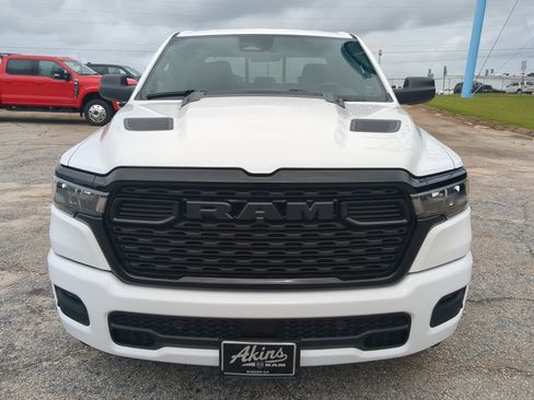 New 2026 RAM 1500 Express AWD/4WD image 7