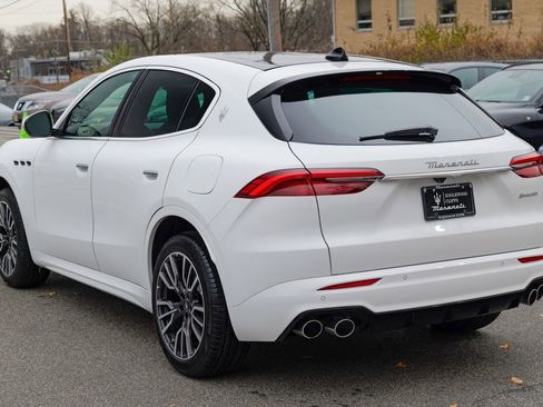 New 2025 Maserati Grecale GT AWD/4WD image 5
