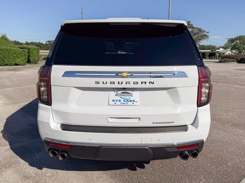 Used 2023 Chevrolet Suburban Premier RWD image 6