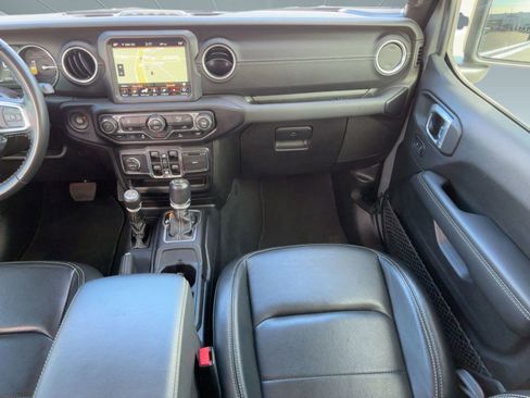 Certified 2022 Jeep Wrangler Unlimited Sahara image 27