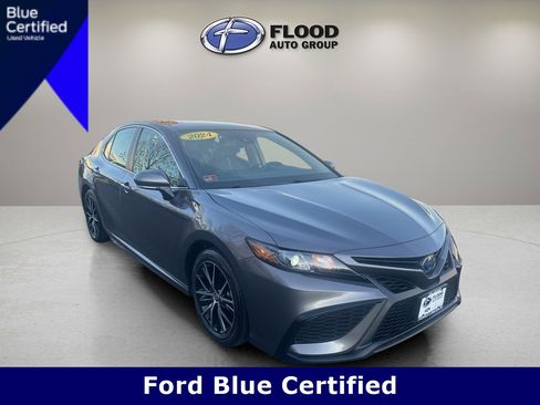 Used 2024 Toyota Camry SE w/ Cold Weather Package image 1