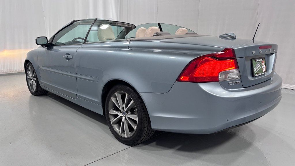 Used 2011 Volvo C70 T5 w/ Multimedia Pkg FWD image 15