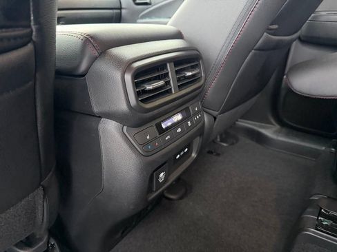 Used 2024 Honda Passport Black Edition image 14