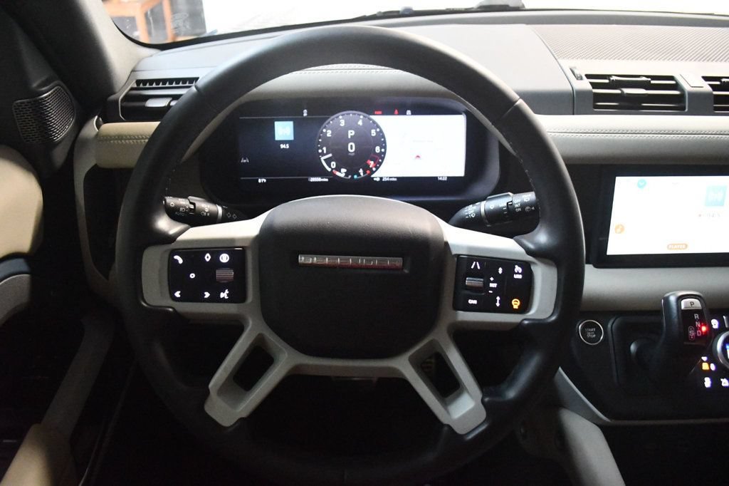 Used 2024 Land Rover Defender 110 X-Dynamic SE AWD/4WD image 40