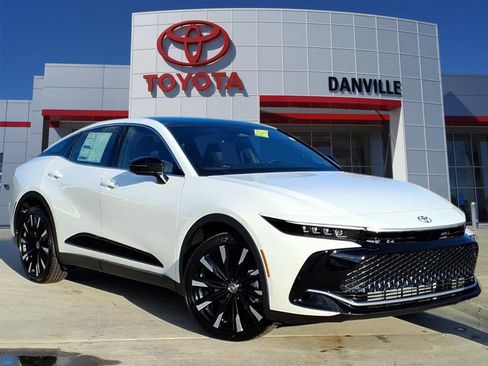 New 2026 Toyota Crown Platinum image 1