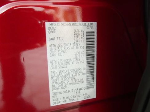 Used 2025 Nissan Pathfinder Rock Creek AWD/4WD image 30