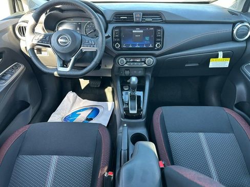 New 2025 Nissan Versa SR w/ Trunk Package image 5