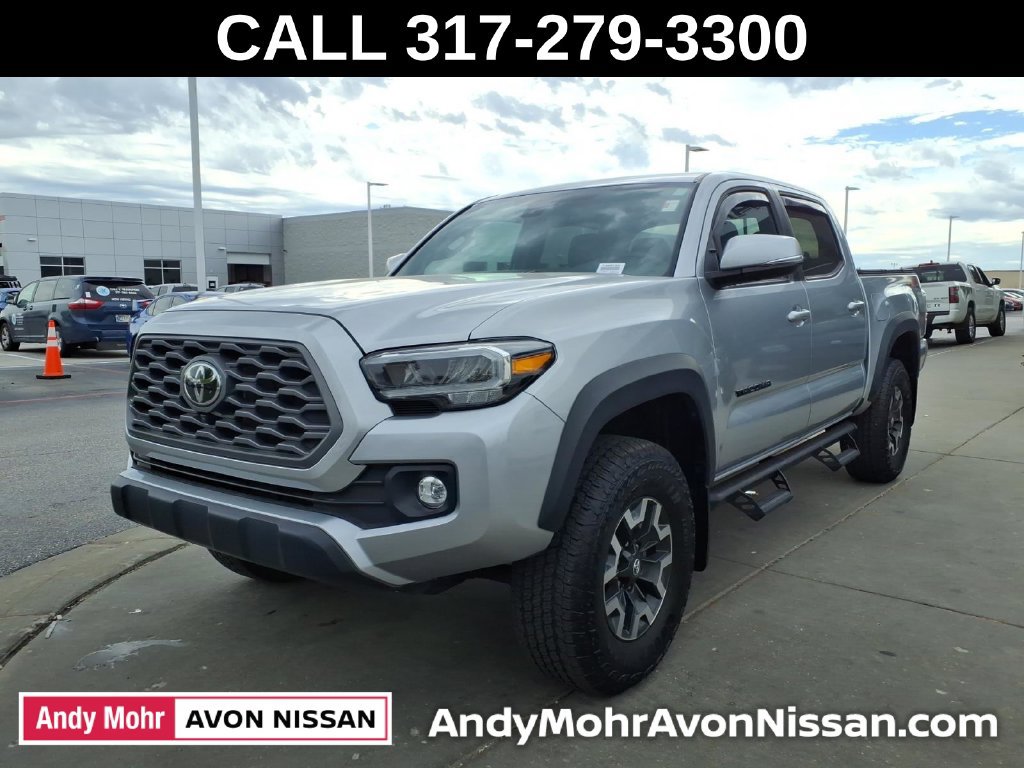 Used 2023 Toyota Tacoma TRD Off-Road w/ TRD Premium Off Road Package AWD/4WD image 4