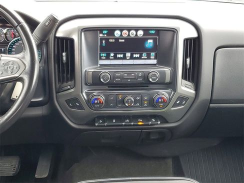 Used 2018 Chevrolet Silverado 1500 LT w/ All Star Edition image 27