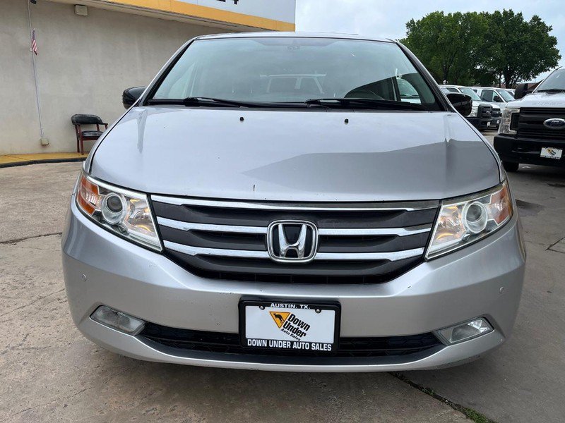 Used 2013 Honda Odyssey Touring image 2