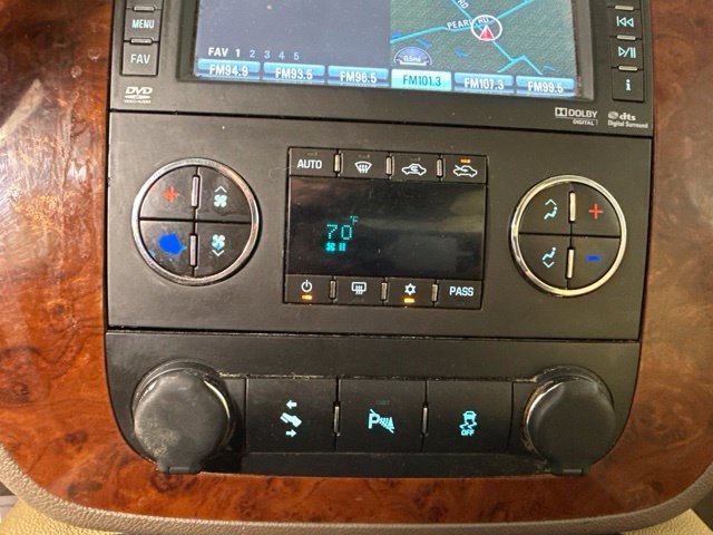 Used 2014 Chevrolet Silverado 3500 LTZ w/ LTZ Plus Package AWD/4WD image 24
