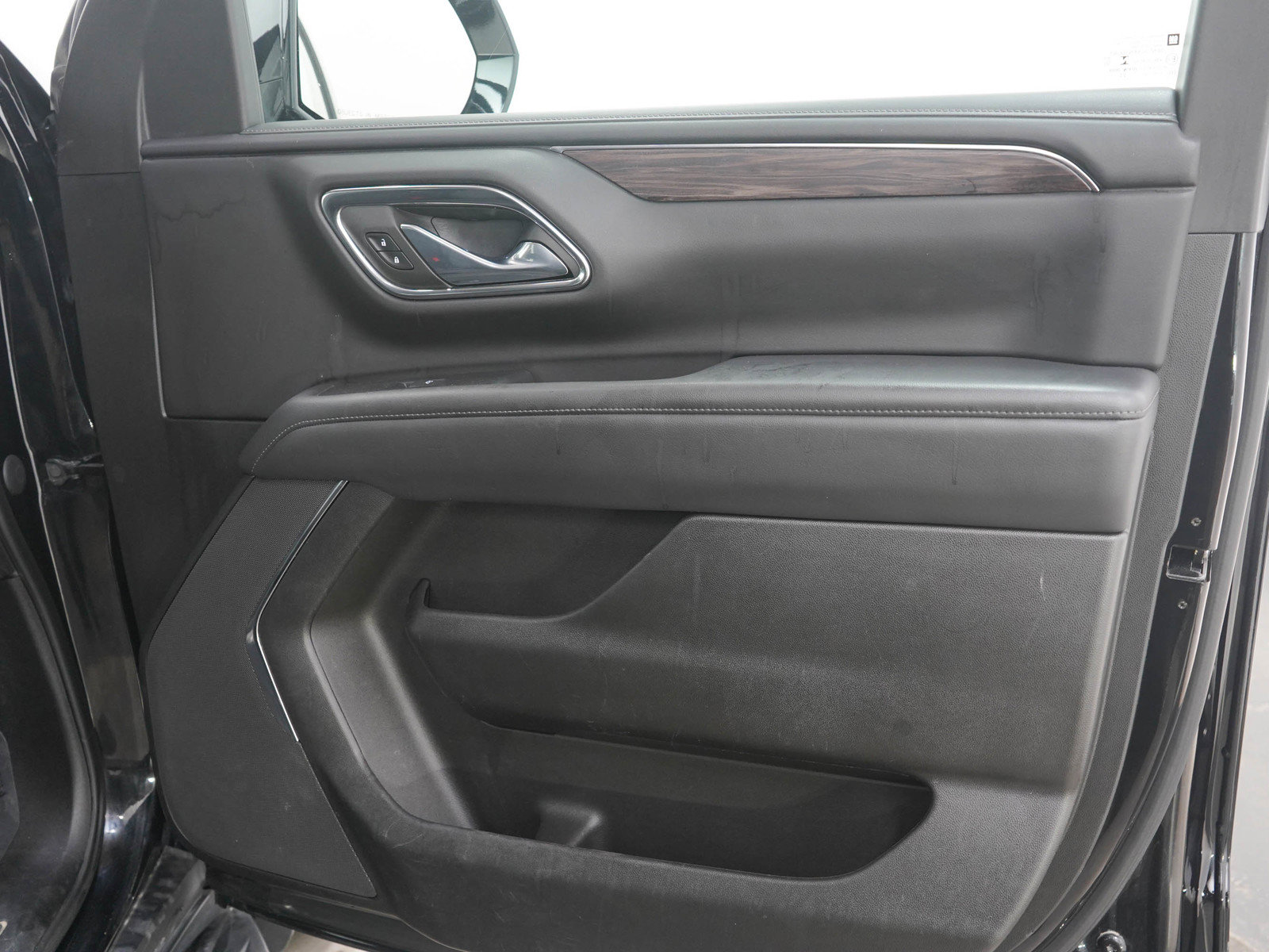 Used 2023 Chevrolet Tahoe LS AWD/4WD image 11