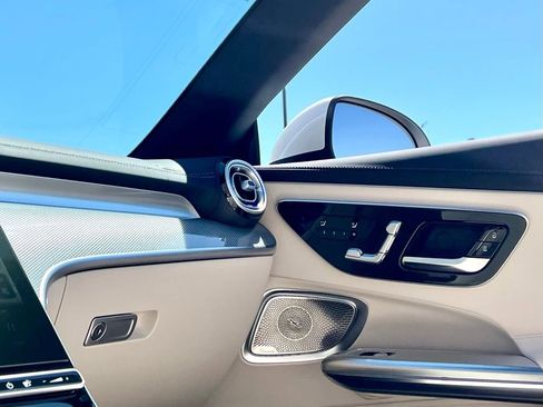 Certified 2026 Mercedes-Benz CLE 300 4MATIC Cabriolet image 23