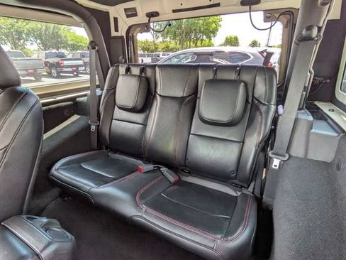 Used 2021 Jeep Wrangler Rubicon AWD/4WD image 16