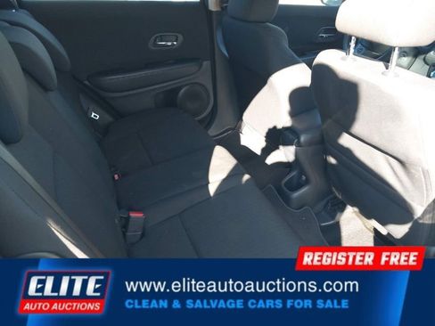 Used 2016 Honda HR-V LX image 16