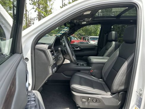 Certified 2024 Chevrolet Tahoe Z71 w/ Luxury Package AWD/4WD image 20