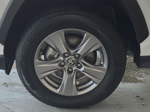 Used 2025 Toyota RAV4 LE image 34