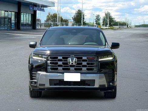 New 2026 Honda Pilot TrailSport image 16