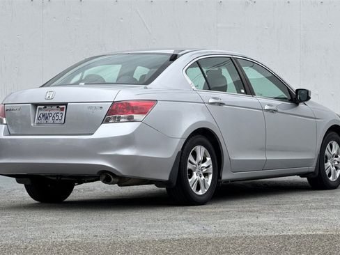 Used 2008 Honda Accord LX-P image 4