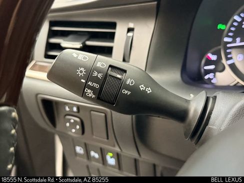 Used 2018 Lexus ES 350 w/ Navigation System Package FWD image 34