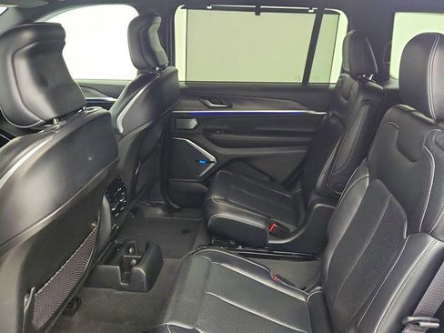 Used 2021 Jeep Grand Cherokee L Overland w/ Advanced Protech Group III image 22