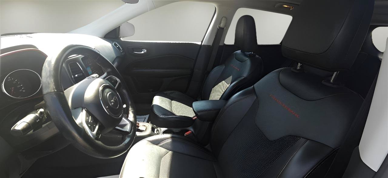 Used 2020 Jeep Compass Trailhawk w/ Cold Weather Group AWD/4WD image 11